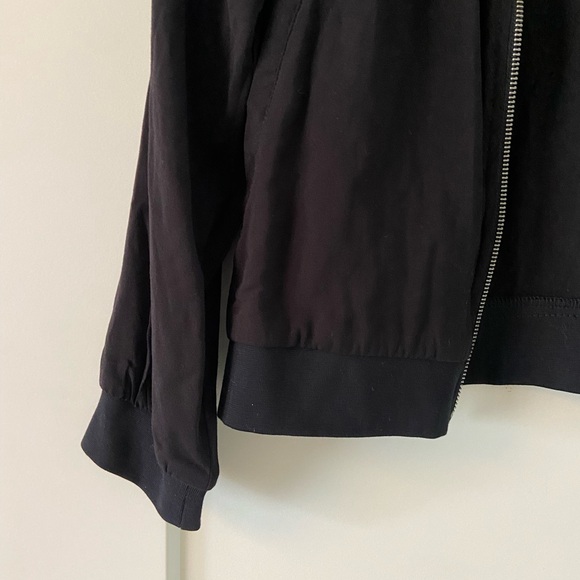 Lightweight Bomber Jacket - Picture 3 of 4